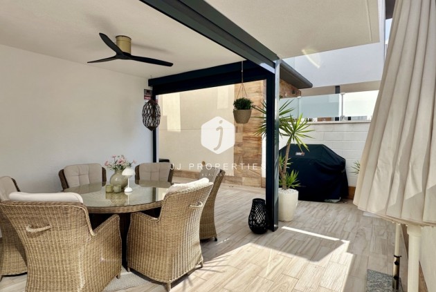 Tweedehands - Villa -
Orihuela Costa - Costa Blanca