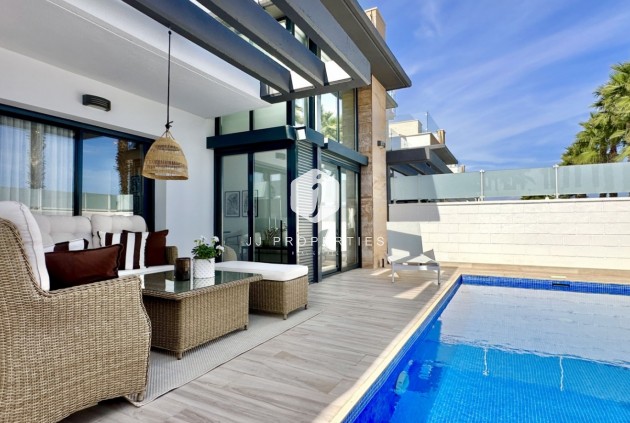 Tweedehands - Villa -
Orihuela Costa - Costa Blanca