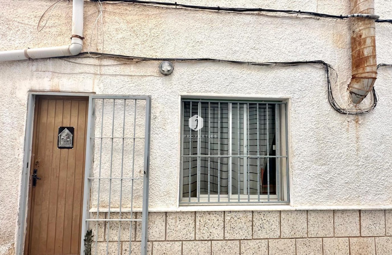 Tweedehands - Chalet -
Torrevieja - Playa del Cura