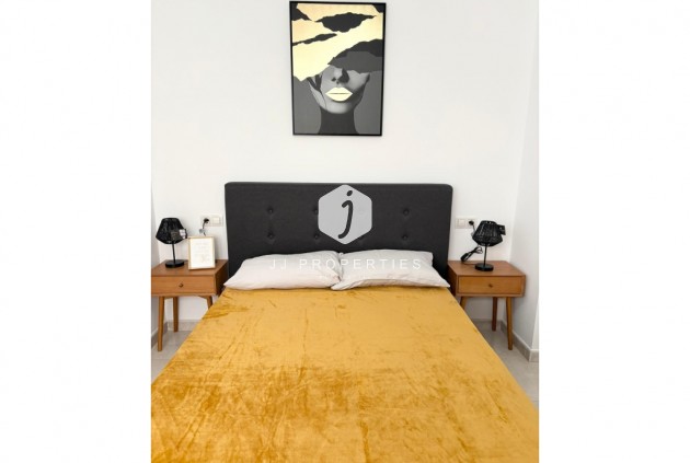 Segunda mano - Apartamento / piso -
Torrevieja - Costa Blanca