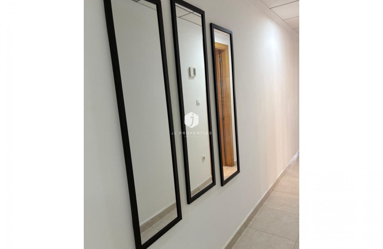 Segunda mano - Apartamento / piso -
Torrevieja - Costa Blanca