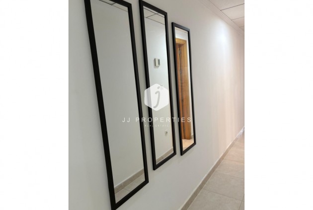 Segunda mano - Apartamento / piso -
Torrevieja - Costa Blanca