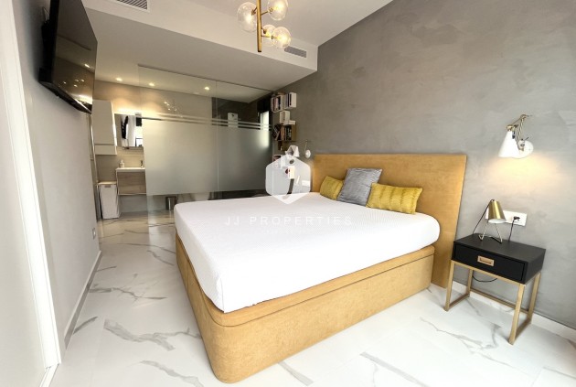 Segunda mano - Apartamento / piso -
San Miguel de Salinas - Inland