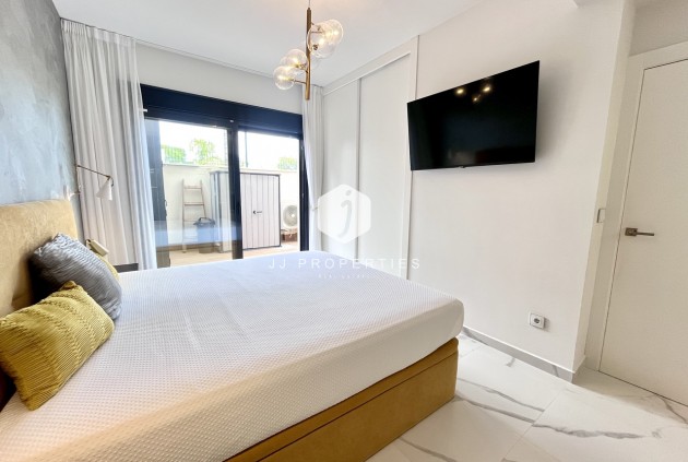 Segunda mano - Apartamento / piso -
San Miguel de Salinas - Inland