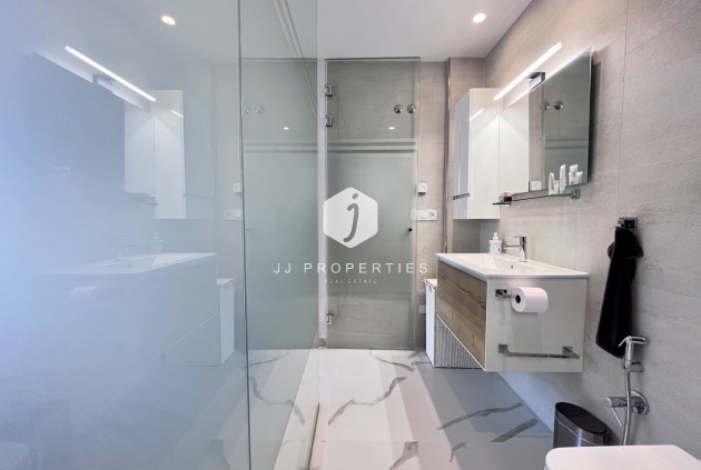 Segunda mano - Apartamento / piso -
San Miguel de Salinas - Inland