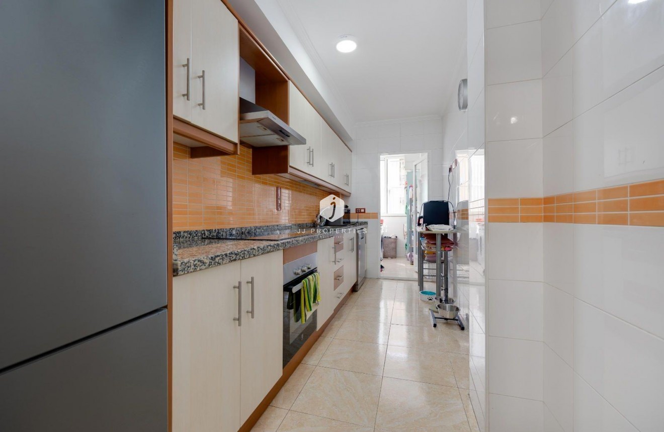 Aus zweiter Hand - Wohnung -
Torrevieja - Centro