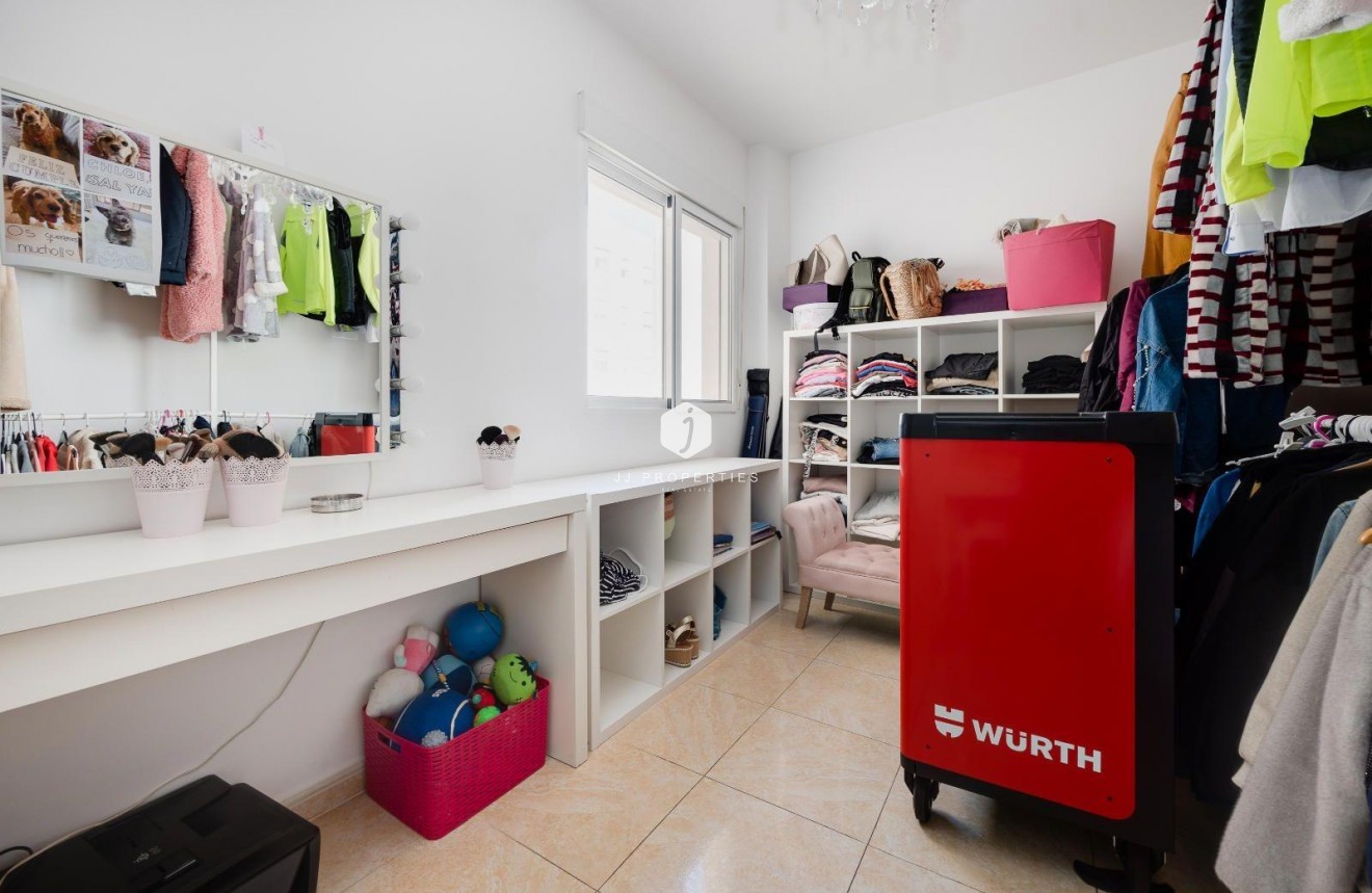 Aus zweiter Hand - Wohnung -
Torrevieja - Centro