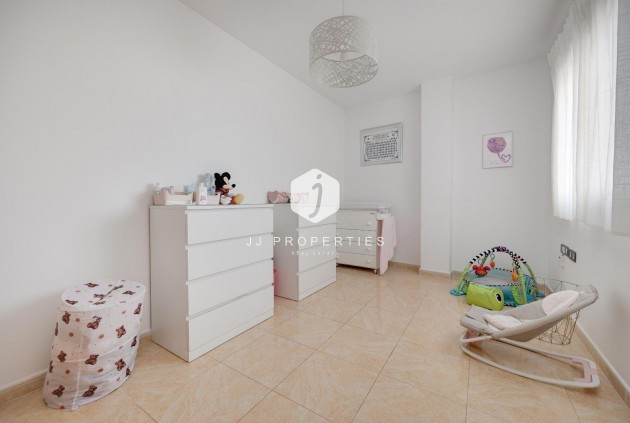 Aus zweiter Hand - Wohnung -
Torrevieja - Centro
