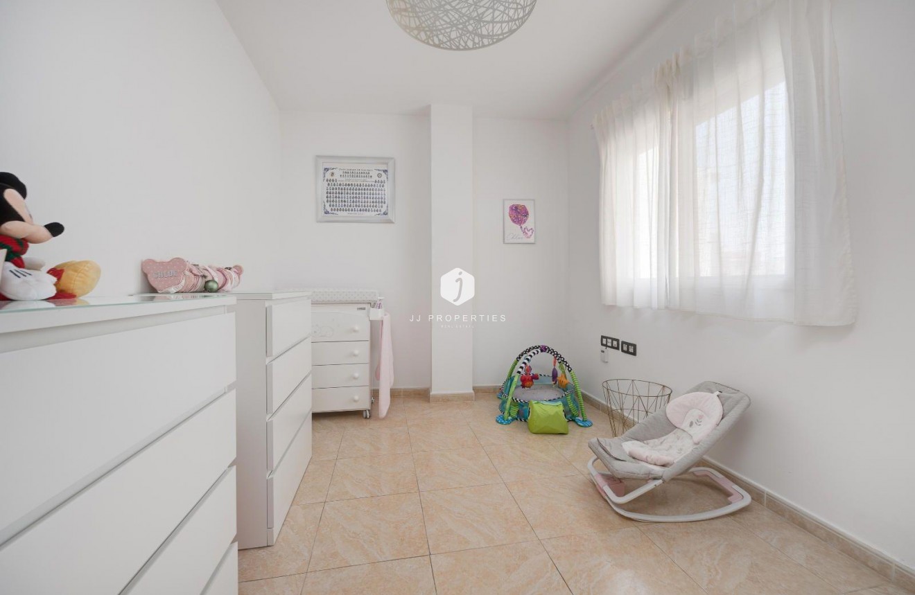 Aus zweiter Hand - Wohnung -
Torrevieja - Centro