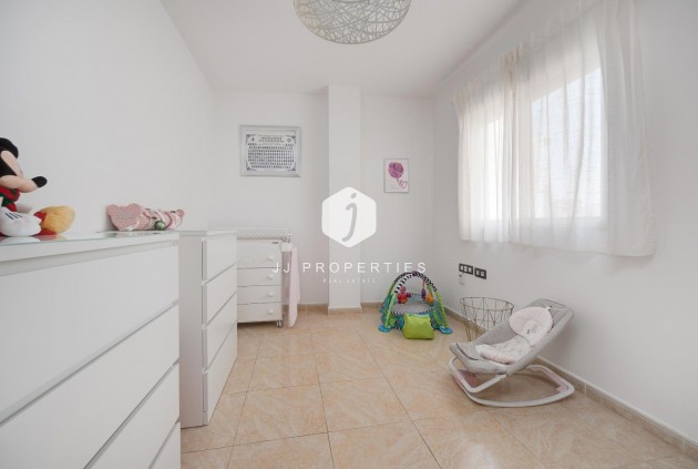 Aus zweiter Hand - Wohnung -
Torrevieja - Centro