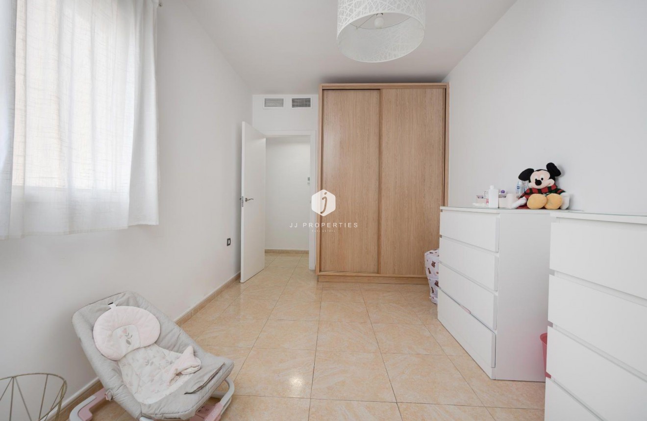 Aus zweiter Hand - Wohnung -
Torrevieja - Centro