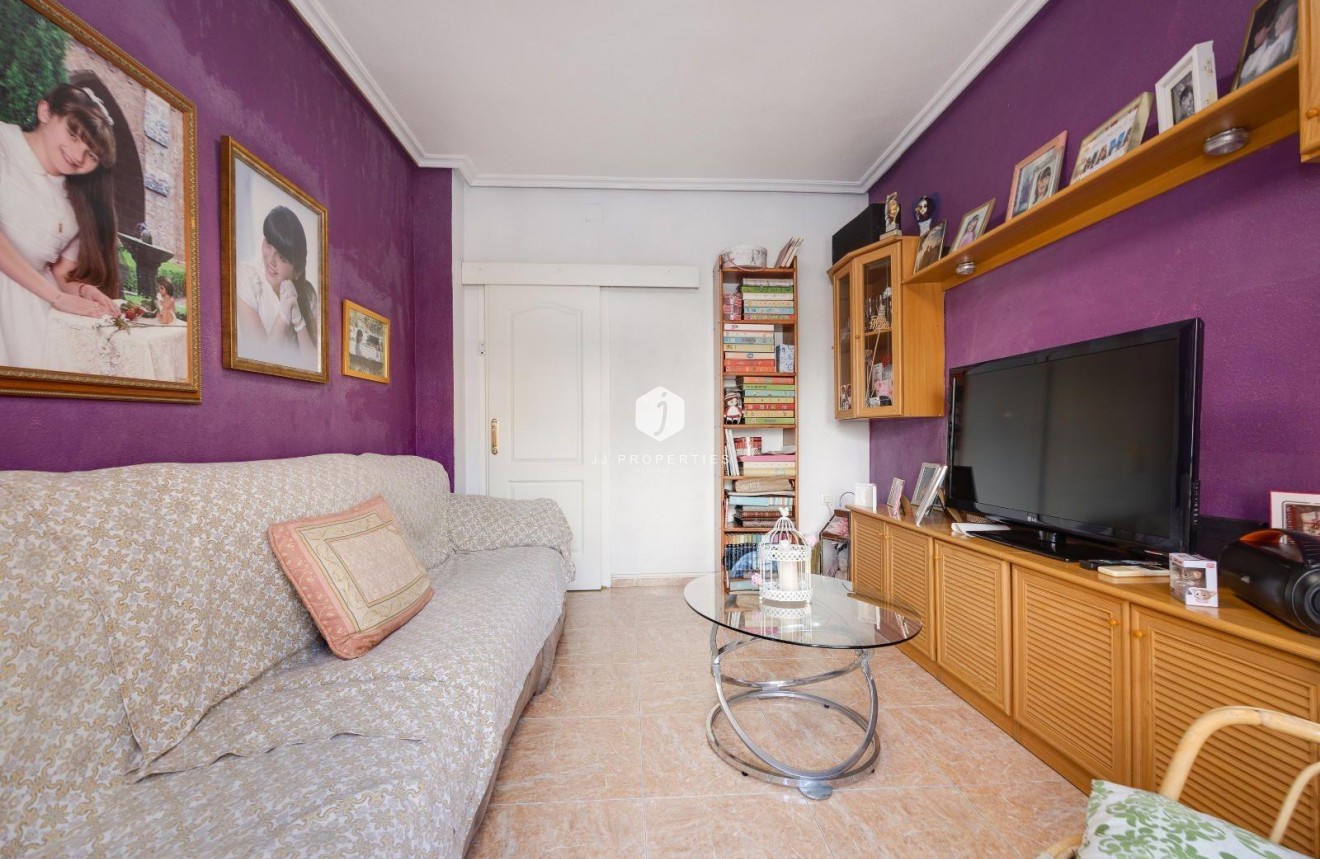 Tweedehands - Appartement / flat -
Torrevieja - Centro