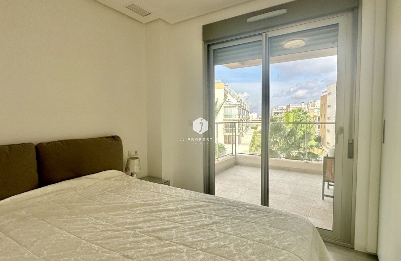 Z drugiej ręki - Mieszkanie w bloku -
Orihuela Costa - Costa Blanca