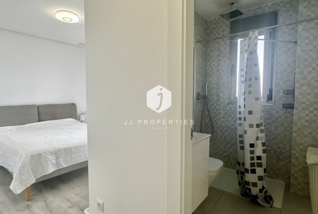 Z drugiej ręki - Mieszkanie w bloku -
Orihuela Costa - Costa Blanca