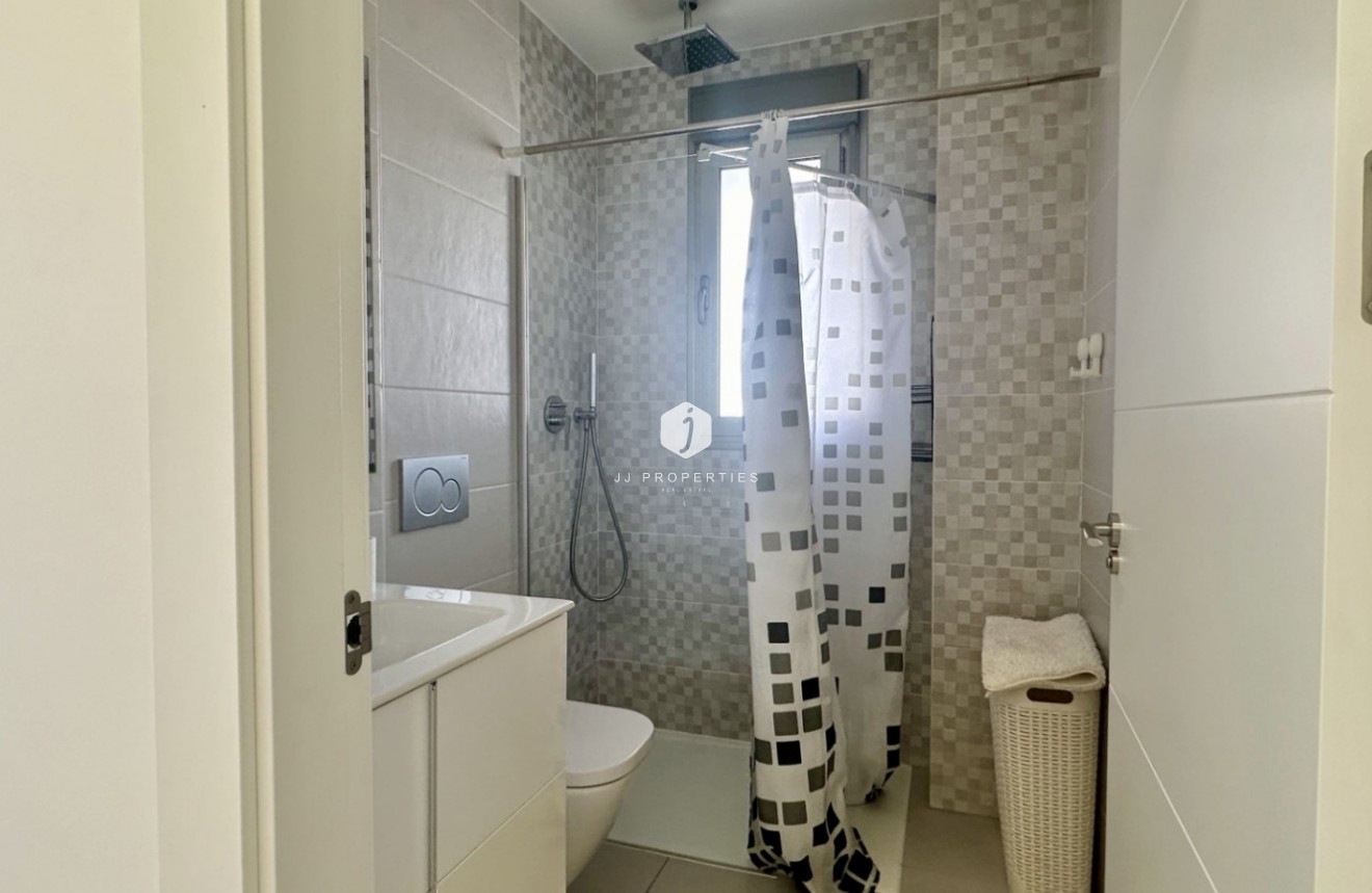 Z drugiej ręki - Mieszkanie w bloku -
Orihuela Costa - Costa Blanca