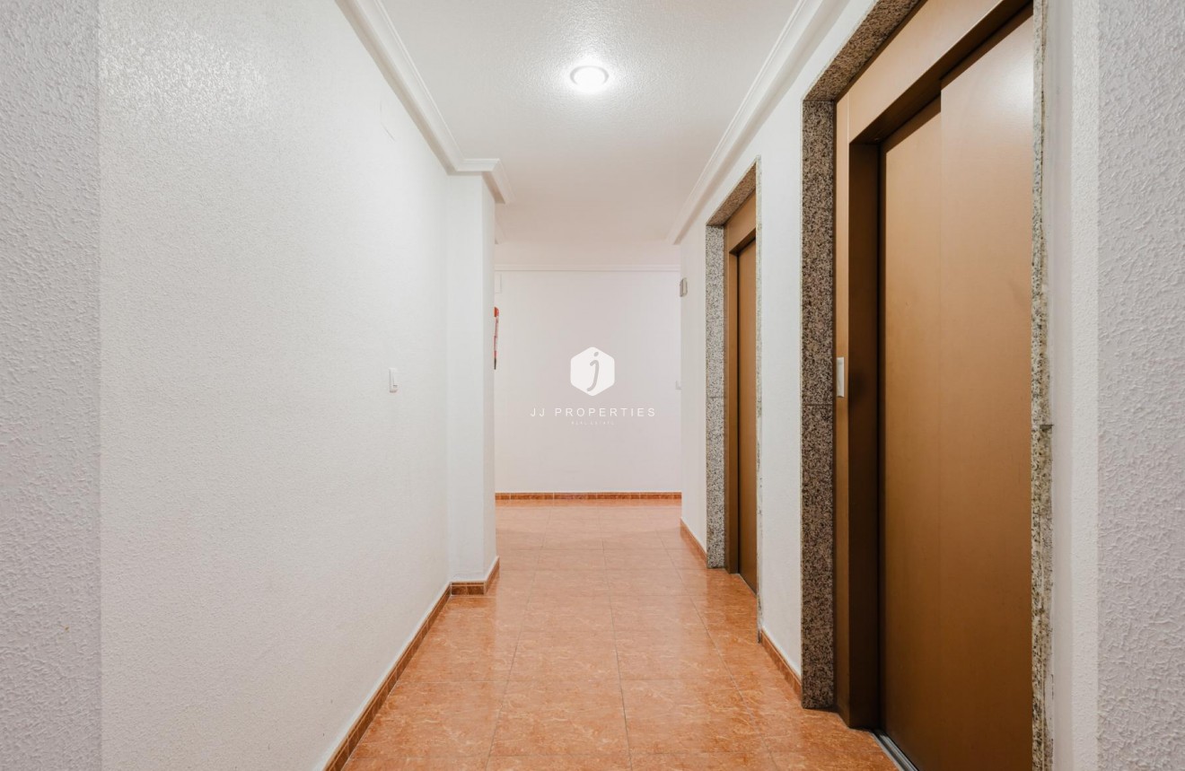 Aus zweiter Hand - Wohnung -
Torrevieja - Costa Blanca