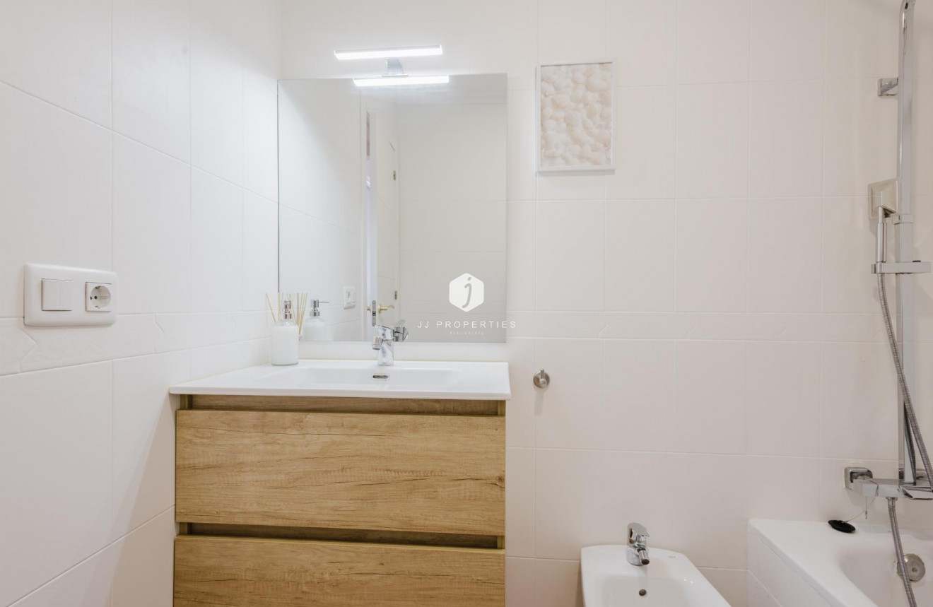 Aus zweiter Hand - Wohnung -
Torrevieja - Costa Blanca