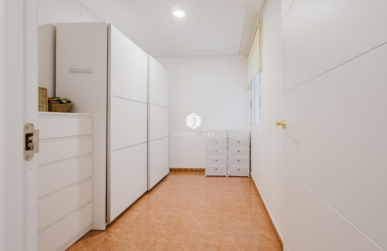 Aus zweiter Hand - Wohnung -
Torrevieja - Costa Blanca