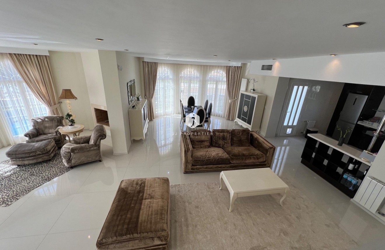 Segunda mano - Villa -
Ciudad Quesada - Costa Blanca