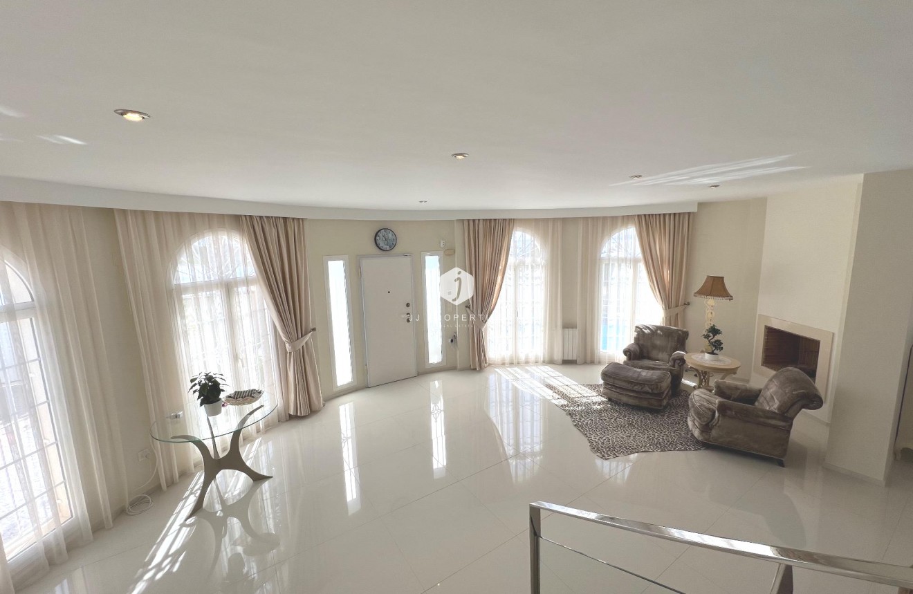 Segunda mano - Villa -
Ciudad Quesada - Costa Blanca