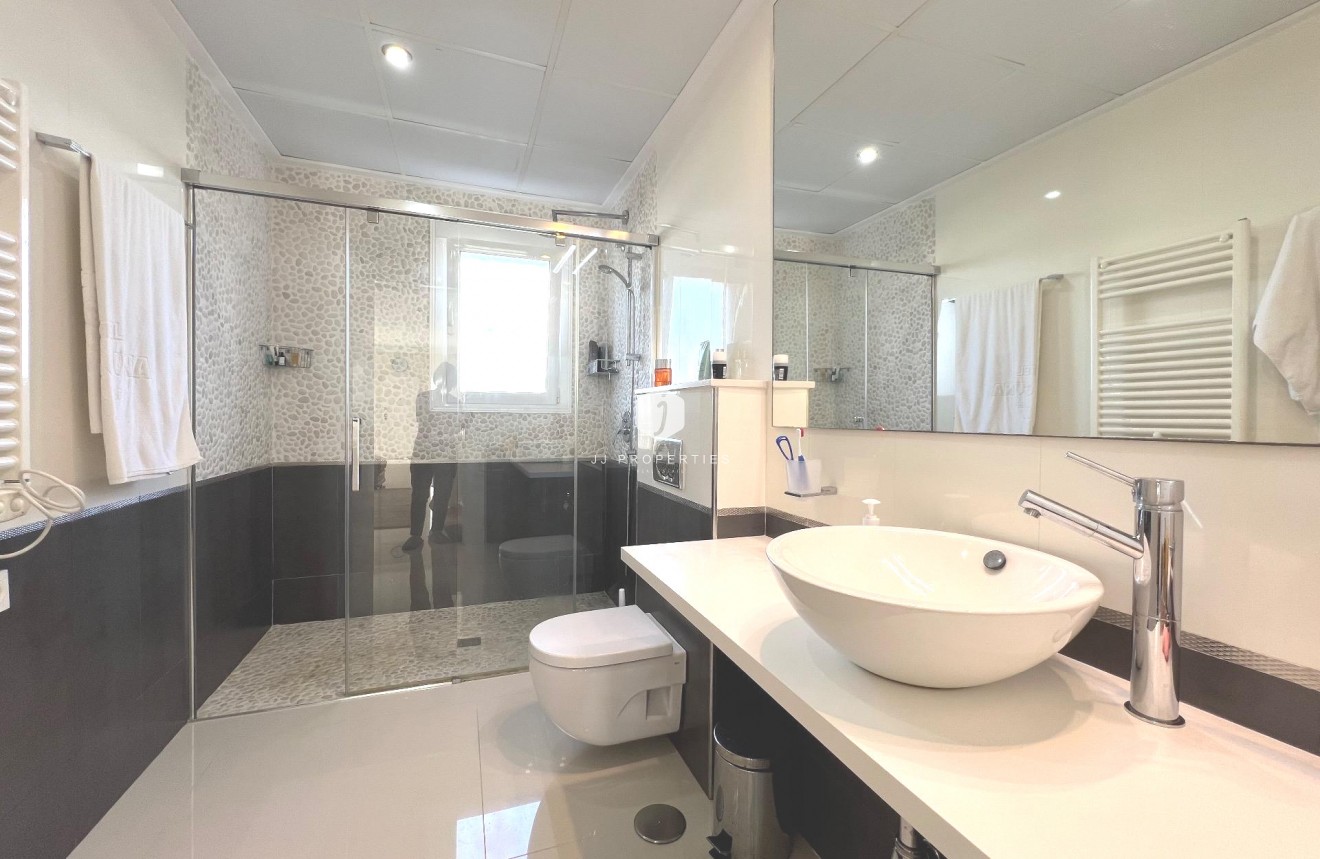 Segunda mano - Villa -
Ciudad Quesada - Costa Blanca