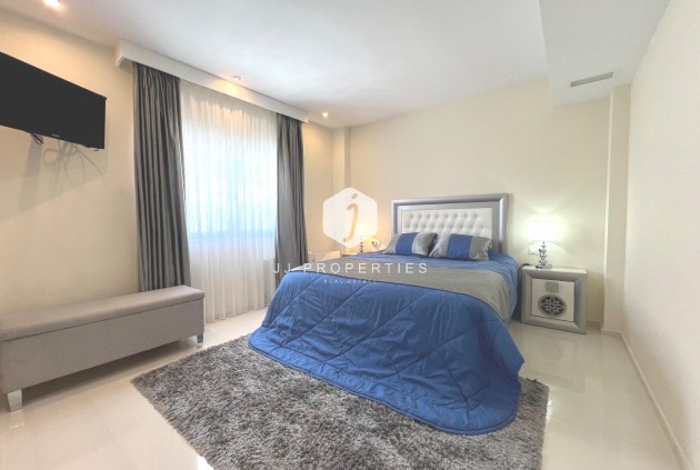 Segunda mano - Villa -
Ciudad Quesada - Costa Blanca