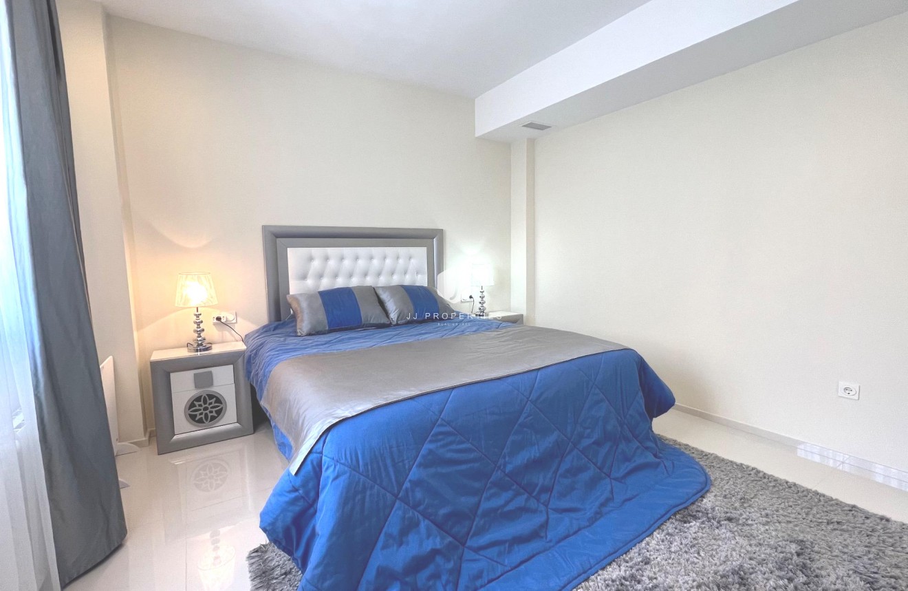 Segunda mano - Villa -
Ciudad Quesada - Costa Blanca