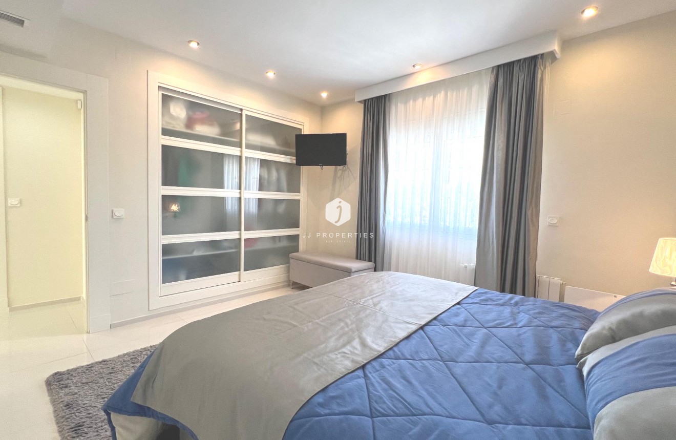 Segunda mano - Villa -
Ciudad Quesada - Costa Blanca