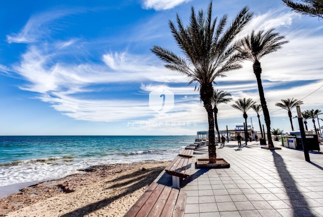 D'occasion - Appartement -
Torrevieja - Playa del Cura