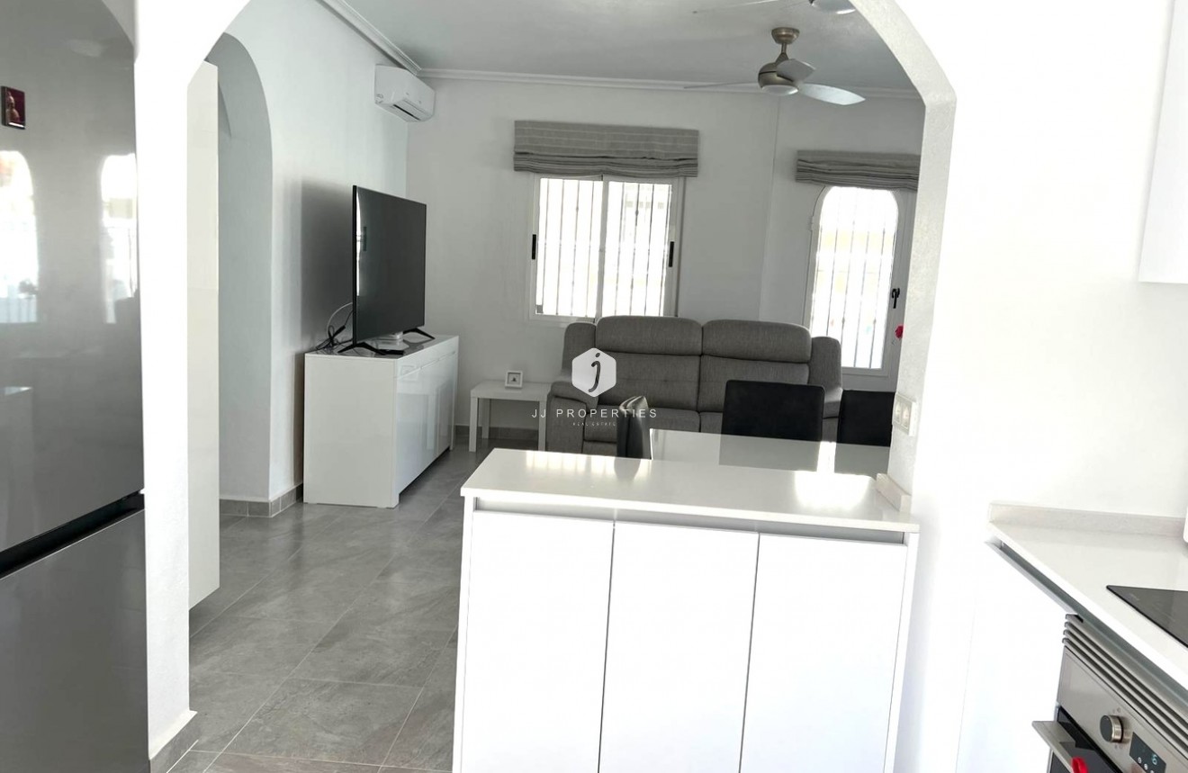 Tweedehands - Bungalow -
Algorfa - Inland