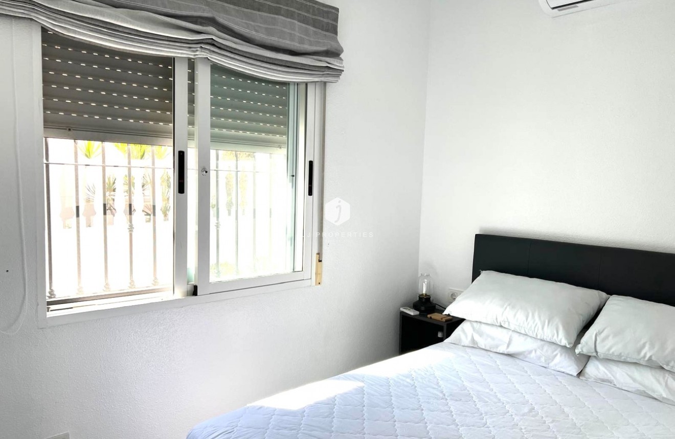 Tweedehands - Bungalow -
Algorfa - Inland