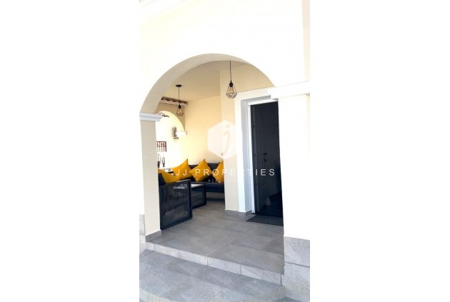 Tweedehands - Bungalow -
Algorfa - Inland