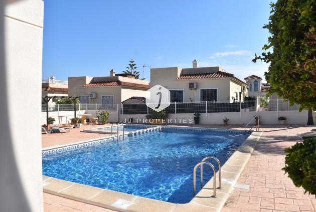 Tweedehands - Bungalow -
Algorfa - Inland