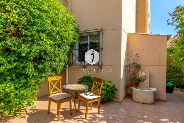 Segunda mano - Bungalow -
Torrevieja - Costa Blanca