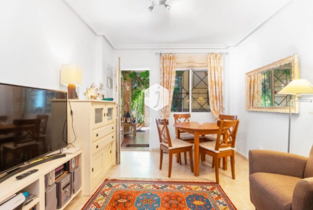 Segunda mano - Bungalow -
Torrevieja - Costa Blanca