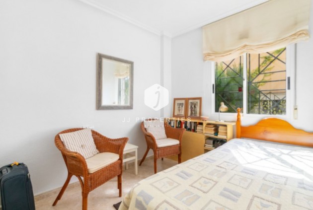 Segunda mano - Bungalow -
Torrevieja - Costa Blanca