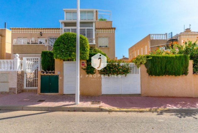 Segunda mano - Bungalow -
Torrevieja - Costa Blanca