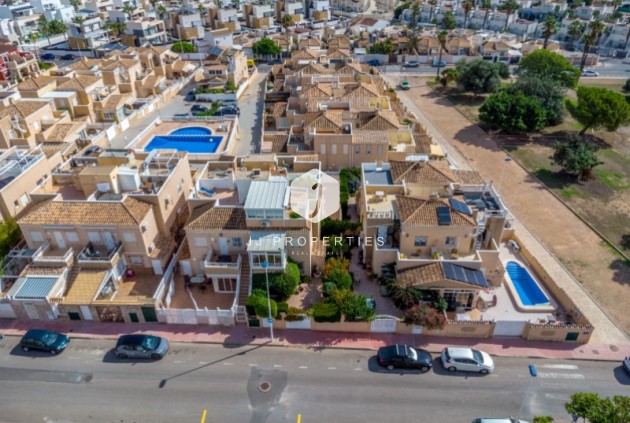Segunda mano - Bungalow -
Torrevieja - Costa Blanca