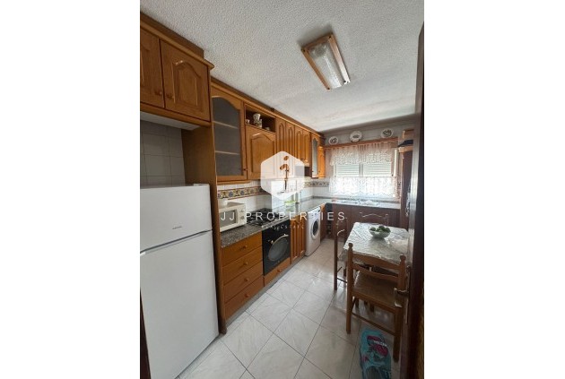 Segunda mano - Apartamento / piso -
Bigastro - Bigastro - Town