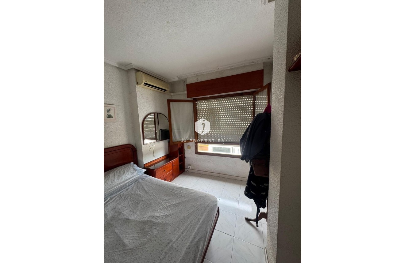 Segunda mano - Apartamento / piso -
Bigastro - Bigastro - Town