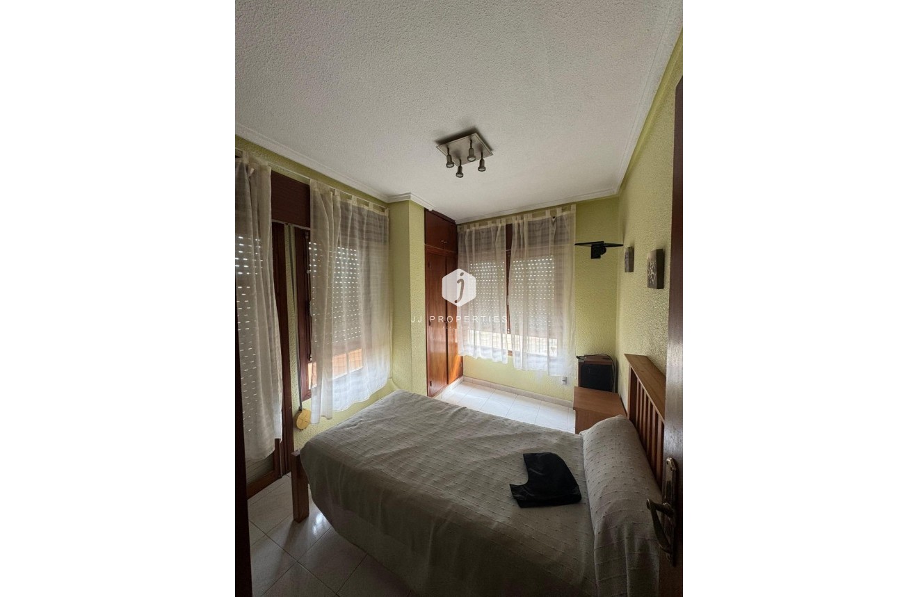 Segunda mano - Apartamento / piso -
Bigastro - Bigastro - Town