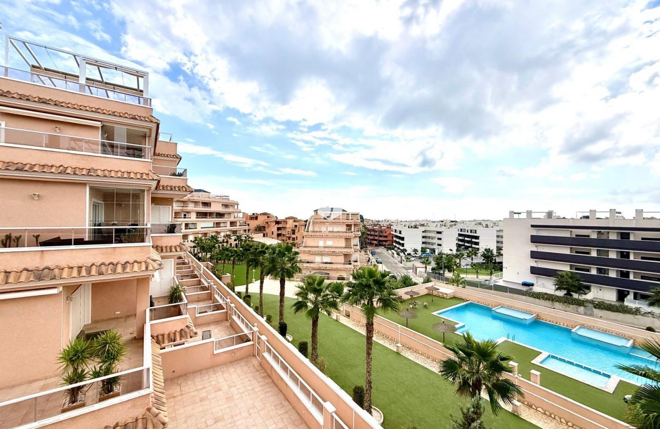 D'occasion - Appartement -
Orihuela Costa - Villamartín-las Filipinas