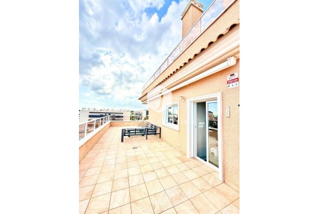 D'occasion - Appartement -
Orihuela Costa - Villamartín-las Filipinas