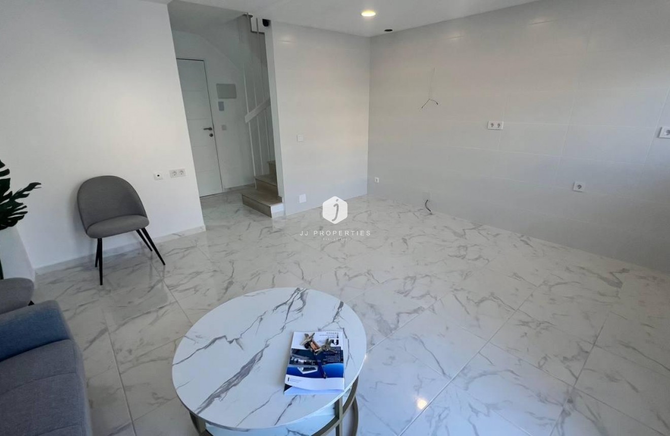 Segunda mano - Chalet -
Torrevieja - Los Balcones - Los Altos del Edén