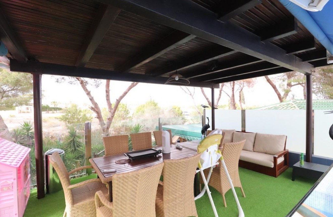 Segunda mano - Villa -
Orihuela Costa - Costa Blanca