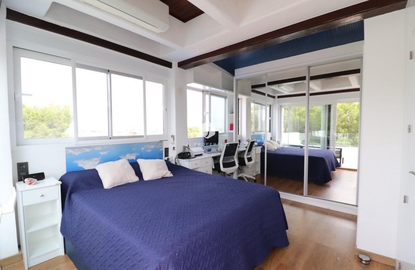 Segunda mano - Villa -
Orihuela Costa - Costa Blanca