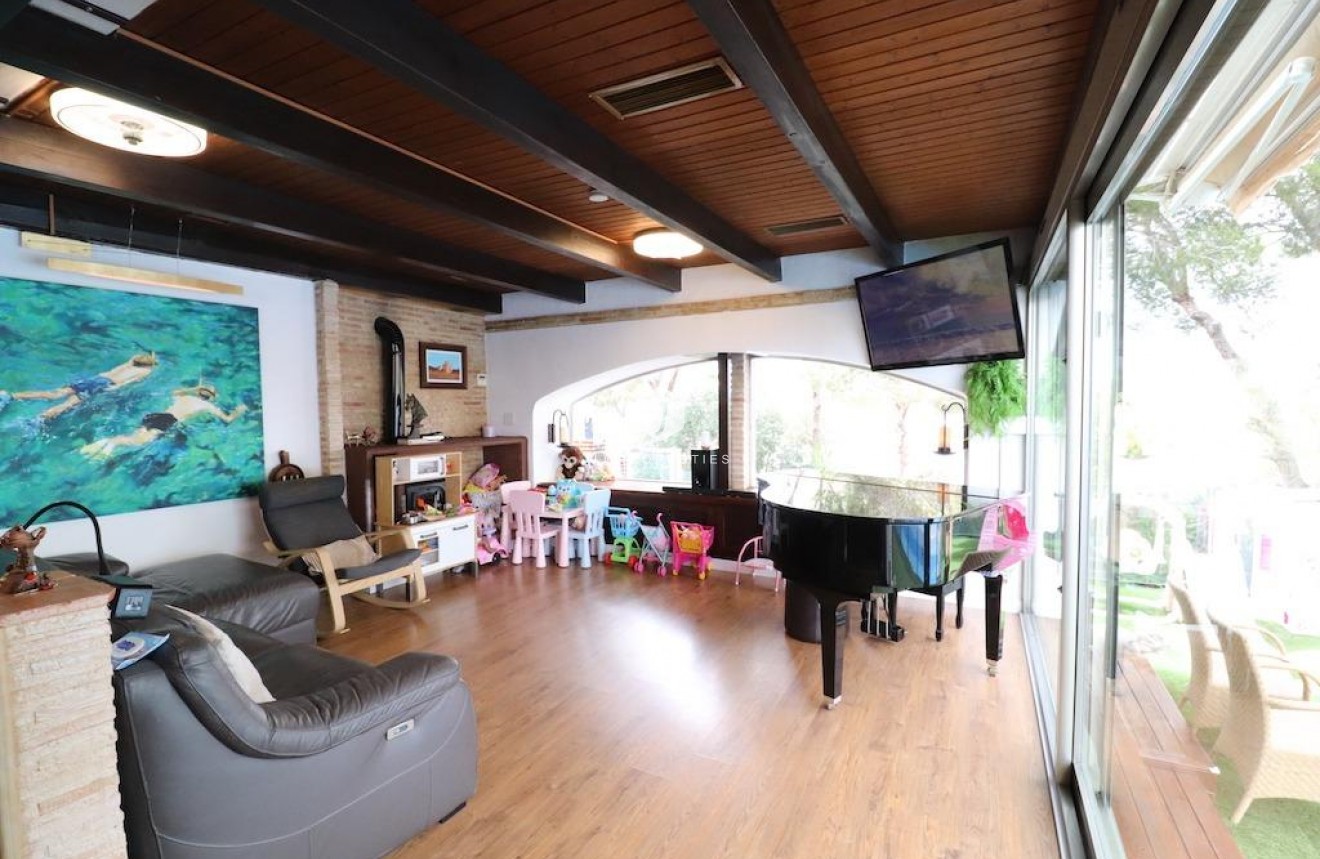 Segunda mano - Villa -
Orihuela Costa - Costa Blanca