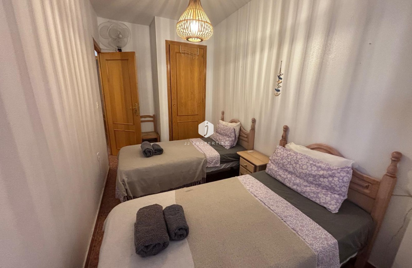 Segunda mano - Apartamento / piso -
Torrevieja - Playa de los Locos