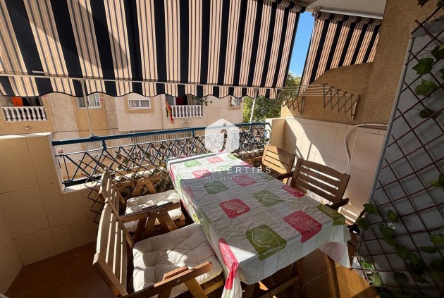 Segunda mano - Apartamento / piso -
Torrevieja - Playa de los Locos