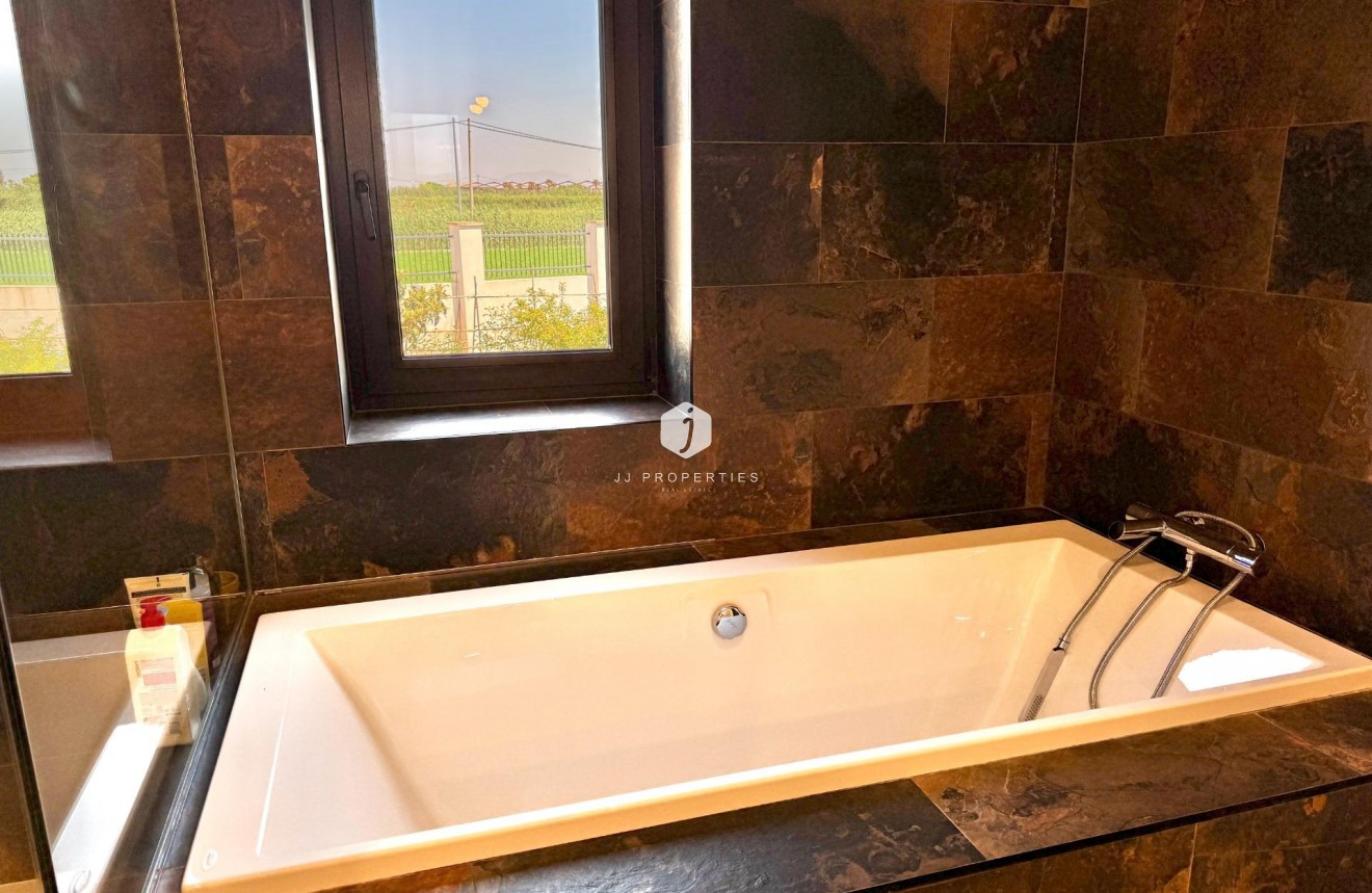 Segunda mano - Villa -
Dolores - Comunidad Valenciana